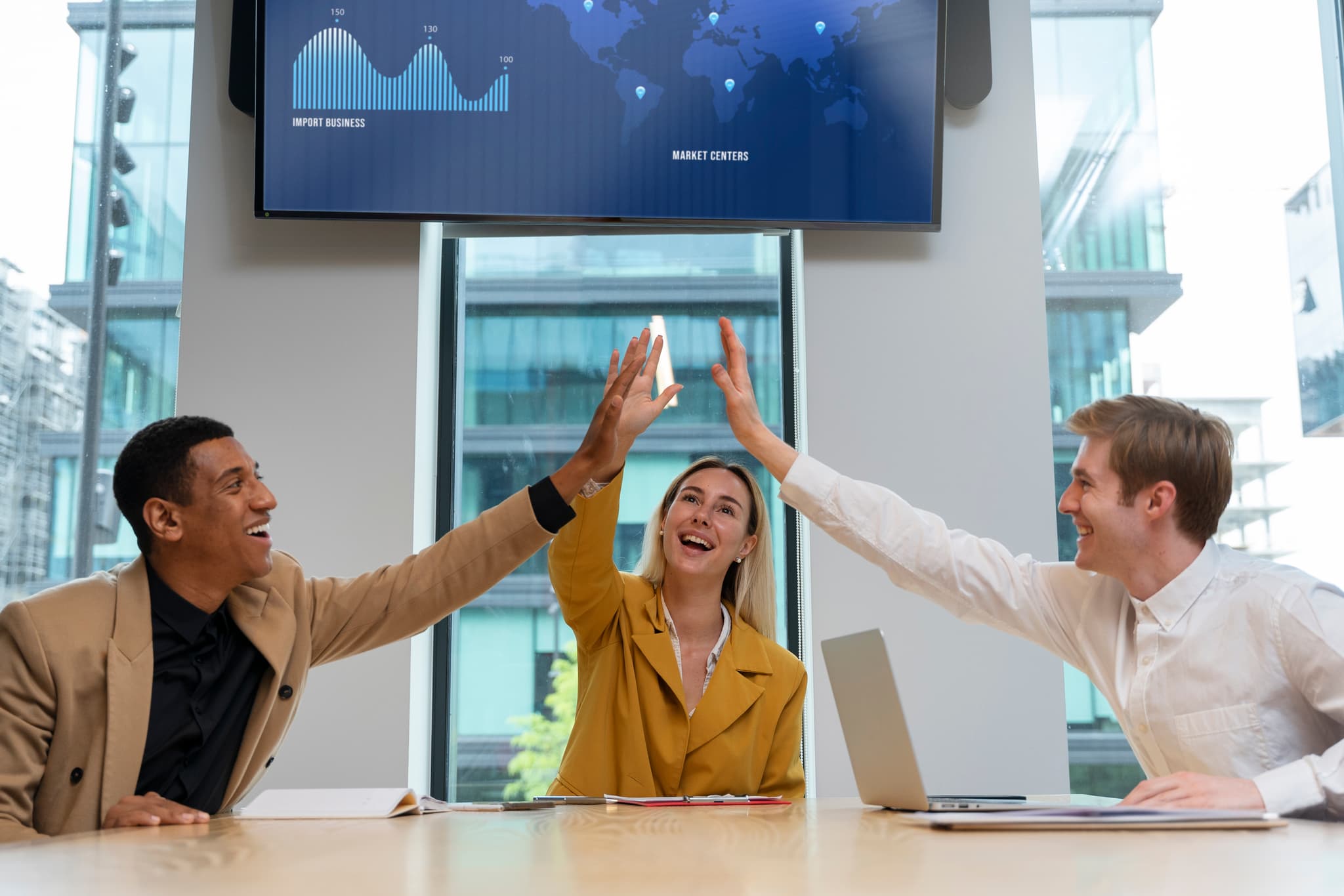 Off Desks - About us 2